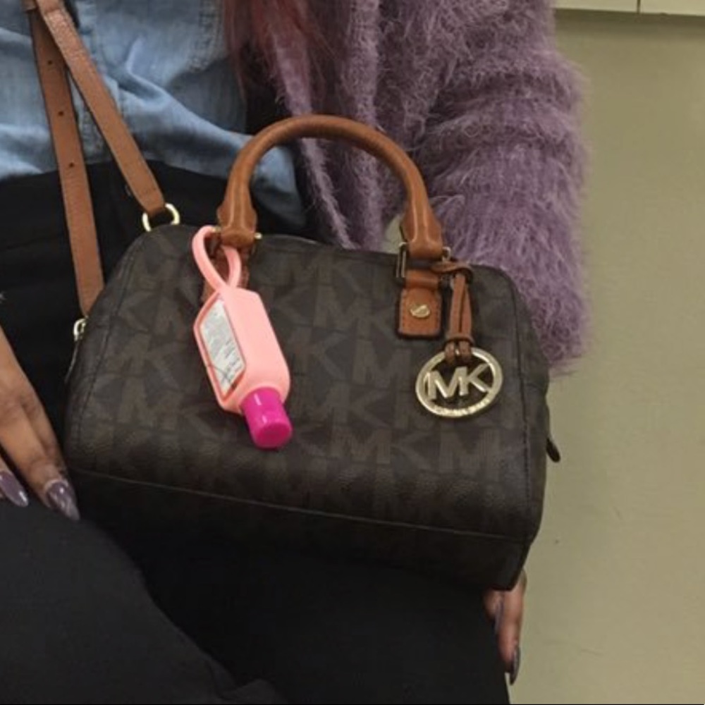 Michael Kors cross body purse